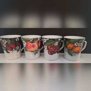 Set of 4 Chodziez Paneled 8 Oz Mugs- Apples, Cherries, Strawberries & Oranges